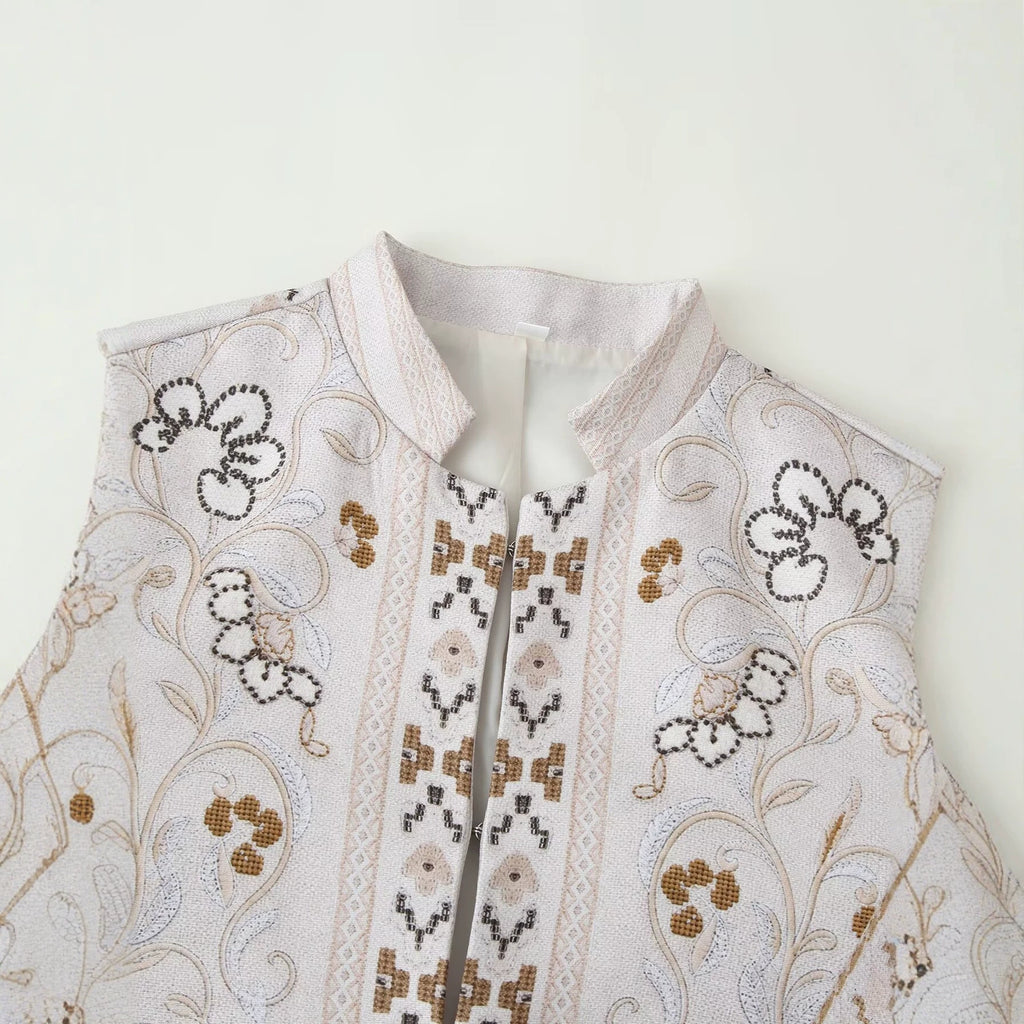 Printed long sleeved stand up collar jacket