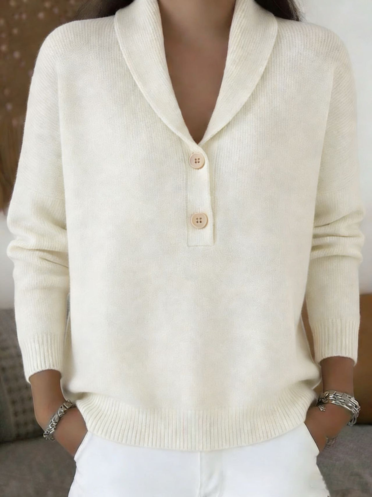 Knitted button sweater for women in autumn and winter